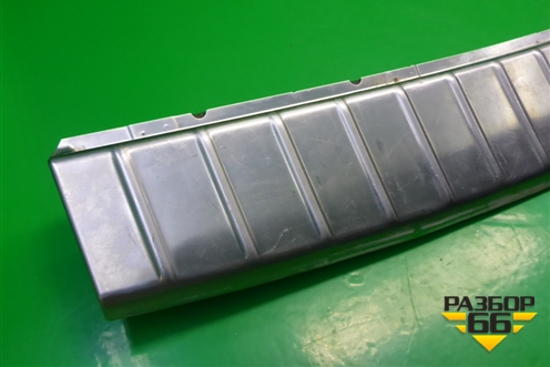 Обшивка багажника на заднюю панель (7L5863459D) для Porsche Cayenne с 2003-2010г (Каен)