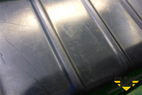 Обшивка багажника на заднюю панель (7L5863459D) для Porsche Cayenne с 2003-2010г (Каен)