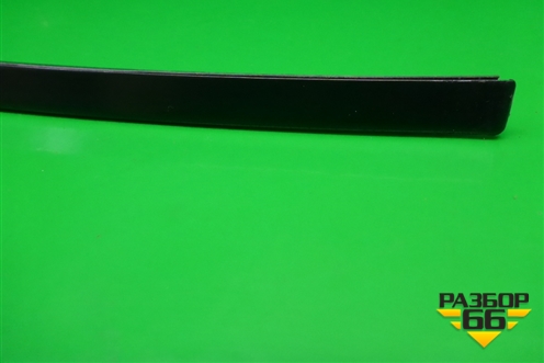 Молдинг лобового стекла правый для Porsche Cayenne с 2003-2010г (Каен)