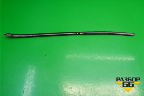 Молдинг лобового стекла правый для Porsche Cayenne с 2003-2010г (Каен)