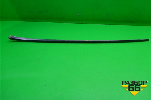 Молдинг лобового стекла левый для Porsche Cayenne с 2003-2010г (Каен)