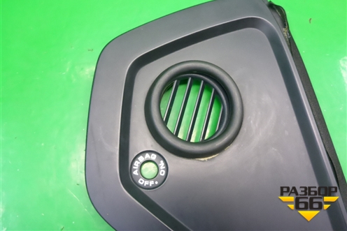 Накладка на торпедо (боковая правая) (7L5857176E) для Porsche Cayenne с 2003-2010г (Каен)