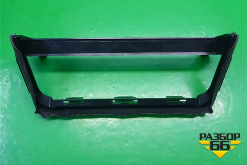 Накладка внутренняя (на консоль) (7L5858517) для Porsche Cayenne с 2003-2010г (Каен)