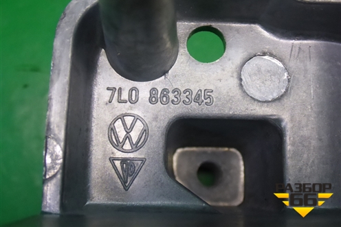 Кронштейн (подлокотника) (7L0863345) для Porsche Cayenne с 2003-2010г (Каен)