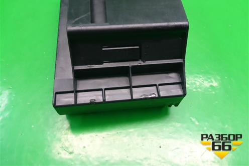 Кронштейн (блока электронного) (7L0927131D) для Porsche Cayenne с 2003-2010г (Каен)