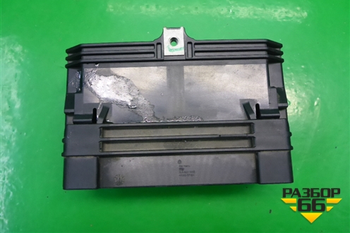 Кронштейн (блока электронного) (7L0927131D) для Porsche Cayenne с 2003-2010г (Каен)