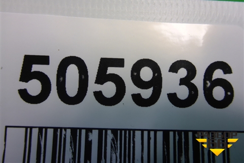 Накладка на торпедо (вертикальная левая) (7L0868239B) для Porsche Cayenne с 2003-2010г (Каен)