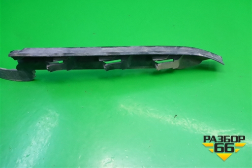 Кронштейн заднего бампера правый (7L5807394D) для Porsche Cayenne с 2003-2010г (Каен)