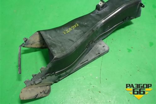 Воздухозаборник тормозного диска левый (51747222877) для BMW X5 E70 с 2007-2013г (Х5 Е70)