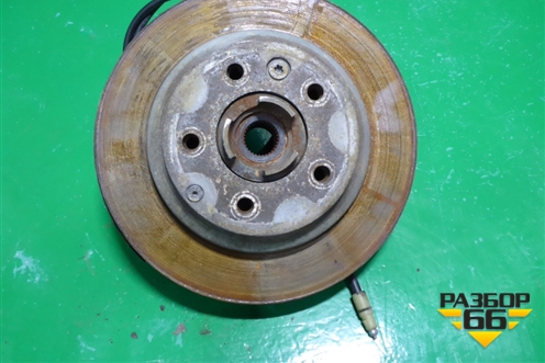 Кулак задний правый (4.8л M4801) (7L0605436B) для Porsche Cayenne с 2003-2010г (Каен)