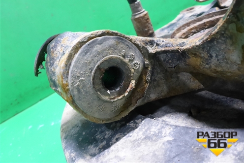 Кулак задний правый (4.8л M4801) (7L0605436B) для Porsche Cayenne с 2003-2010г (Каен)