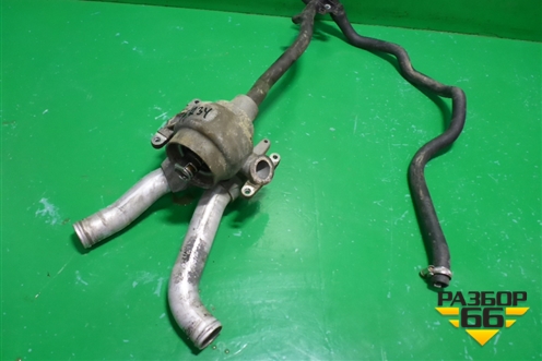 Корпус термостата (4.8л M4801) для Porsche Cayenne с 2003-2010г (Каен)