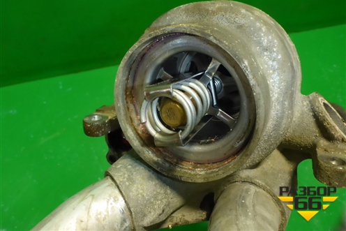 Корпус термостата (4.8л M4801) для Porsche Cayenne с 2003-2010г (Каен)