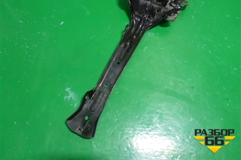 Кронштейн передней панели центральный (7L0805799) для Porsche Cayenne с 2003-2010г (Каен)