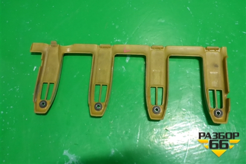 Накладка декоративная на двигатель (левая 4.8л M4801) (7L5103907A) для Porsche Cayenne с 2003-2010г (Каен)