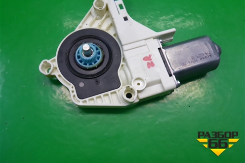 Моторчик стеклоподъёмника задний правый (8K0959812B) для Audi A6 (C6) с 2004-2011г (А6)