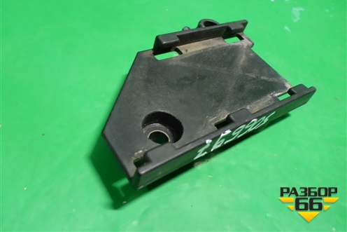 Кронштейн (расширительного бачка) (7L0121093) для Porsche Cayenne с 2003-2010г (Каен)