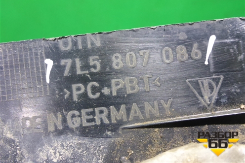 Накладка заднего бампера правая (7L5807086) для Porsche Cayenne с 2003-2010г (Каен)