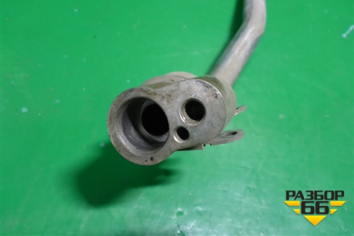 Трубка кондиционера (7L5820017J) для Porsche Cayenne с 2003-2010г (Каен)