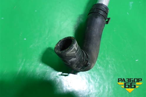 Трубка системы охлаждения (7L0819329A) для Porsche Cayenne с 2003-2010г (Каен)