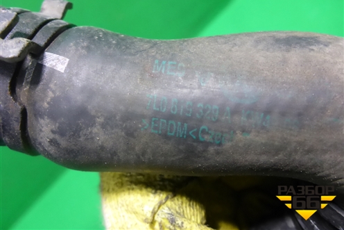 Трубка системы охлаждения (7L0819329A) для Porsche Cayenne с 2003-2010г (Каен)