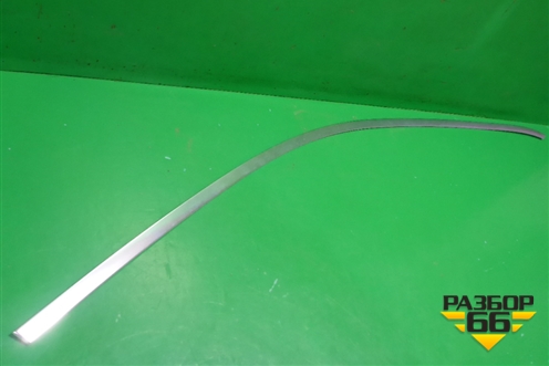 Накладка двери передней правой (на рамку) (A2537250282) для Mercedes Benz GLC-Klass X253  с 2015г (ГЛЦ)