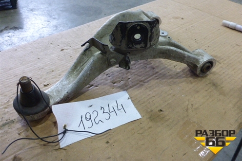 Рычаг задний нижний (левый) для Infiniti Infiniti M35/45 (Y50) с 2004-2009г (М35/45)