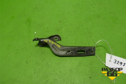 Петля капота левая (60170-SZN-A00ZZ) (60170SZNA00ZZ) для Acura ZDX с 2009-2013г (ЗДХ)