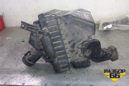Корпус воздушного фильтра (правый35) для Infiniti Infiniti M35/45 (Y50) с 2004-2009г (М35/45)