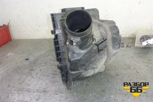 Корпус воздушного фильтра (правый35) для Infiniti Infiniti M35/45 (Y50) с 2004-2009г (М35/45)