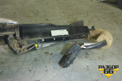 Ручка наружная двери передней правой (с кнопкой) для Infiniti Infiniti M35/45 (Y50) с 2004-2009г (М35/45)