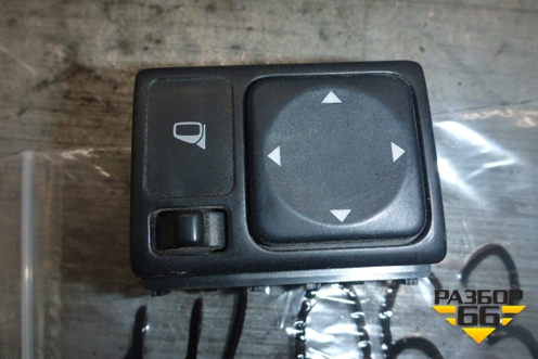Переключатель регулировки зеркал для Infiniti Infiniti M35/45 (Y50) с 2004-2009г (М35/45)