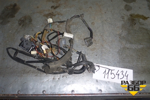 Проводка двери передней правой для Infiniti Infiniti M35/45 (Y50) с 2004-2009г (М35/45) (24124EH103CF)