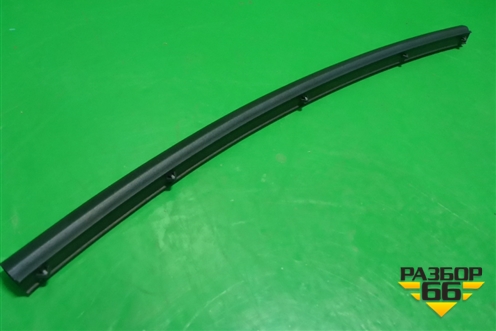 Уплотнитель капота (на крыло новый) (5338860070) для Lexus LX-570 с 2015г (ЛХ)