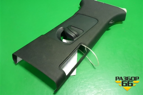 Обшивка стойки центральная верхняя правая (4M0867244) для Audi Q7 c 2015г (Ку 7)