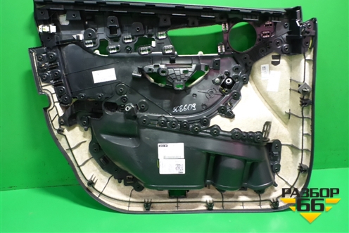 Обшивка двери передней правой под электрику (А25372032049Н15) ( A2537200270) для Mercedes Benz GLC-Klass X253  с 2015г (ГЛЦ)