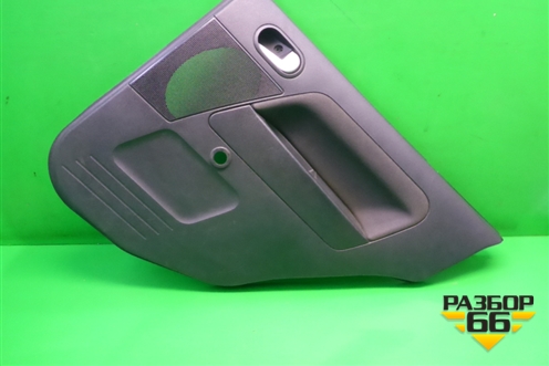 Обшивка двери задней правой под механику (2N11N27406A) для Ford Fusion с 2002г (Фьюжн)