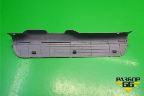 Накладка порога внутренняя переднего левого (8587125000) для Hyundai Aсcent с 2000г (Акцент)