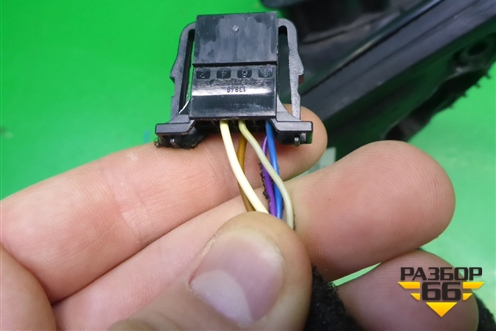 Зеркало правое электрическое (5 контактов) для Skoda Rapid с 2013г (Рапид)