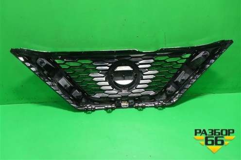 Решетка радиатора (после 2017г) (6932U100) для Nissan Qashqai (J11E) с 2013г (Кашкай)