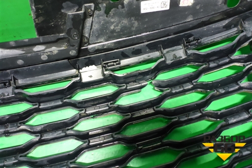 Решетка радиатора (после 2017г VOGUE) (JK528200AC) для Land Rover Range Rover 4 с 2013-2022г (Вог)