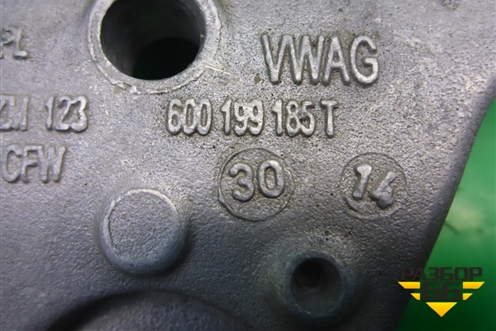 Кронштейн двигателя правый (6Q0199185T) для Skoda Rapid с 2013г (Рапид)