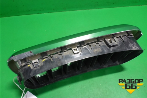 Решетка радиатора правая (7316076) для BMW X5 F15 с 2013г (Х5 Ф15)