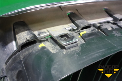 Решетка радиатора правая (7316076) для BMW X5 F15 с 2013г (Х5 Ф15)