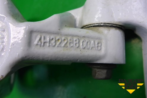 Петля двери задней правой верхняя (4H3226800AB) для Land Rover Range Rover Sport с 2005-2012г (Спорт)