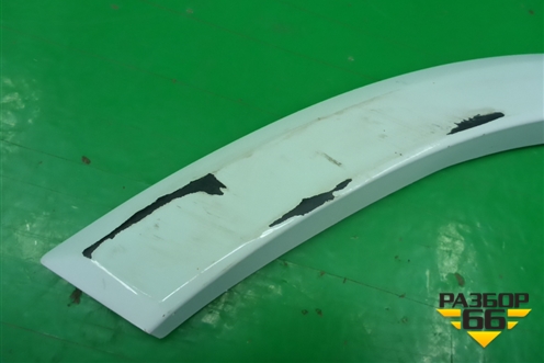 Накладка заднего крыла правого (4M0853818E) для Audi Q7 c 2015г (Ку 7)