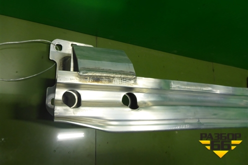 Усилитель заднего бампера (4M0807309) для Audi Q7 c 2015г (Ку 7)