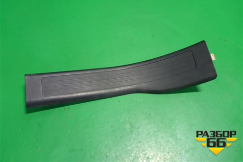 Накладка порога внутренняя заднего правого (A1646801235) для Mercedes Benz ML-Klass W164 c 2005-2011г (МЛ)