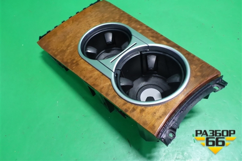 Подстаканник (A1646800314) для Mercedes Benz ML-Klass W164 c 2005-2011г (МЛ)