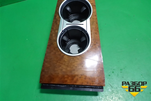 Подстаканник (A1646800314) для Mercedes Benz ML-Klass W164 c 2005-2011г (МЛ)